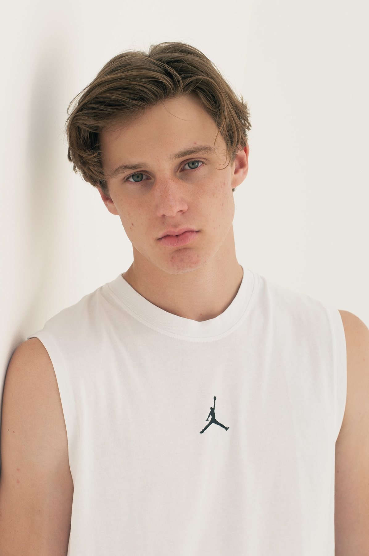 Bastian Gandy, casual portrait, arms crossed